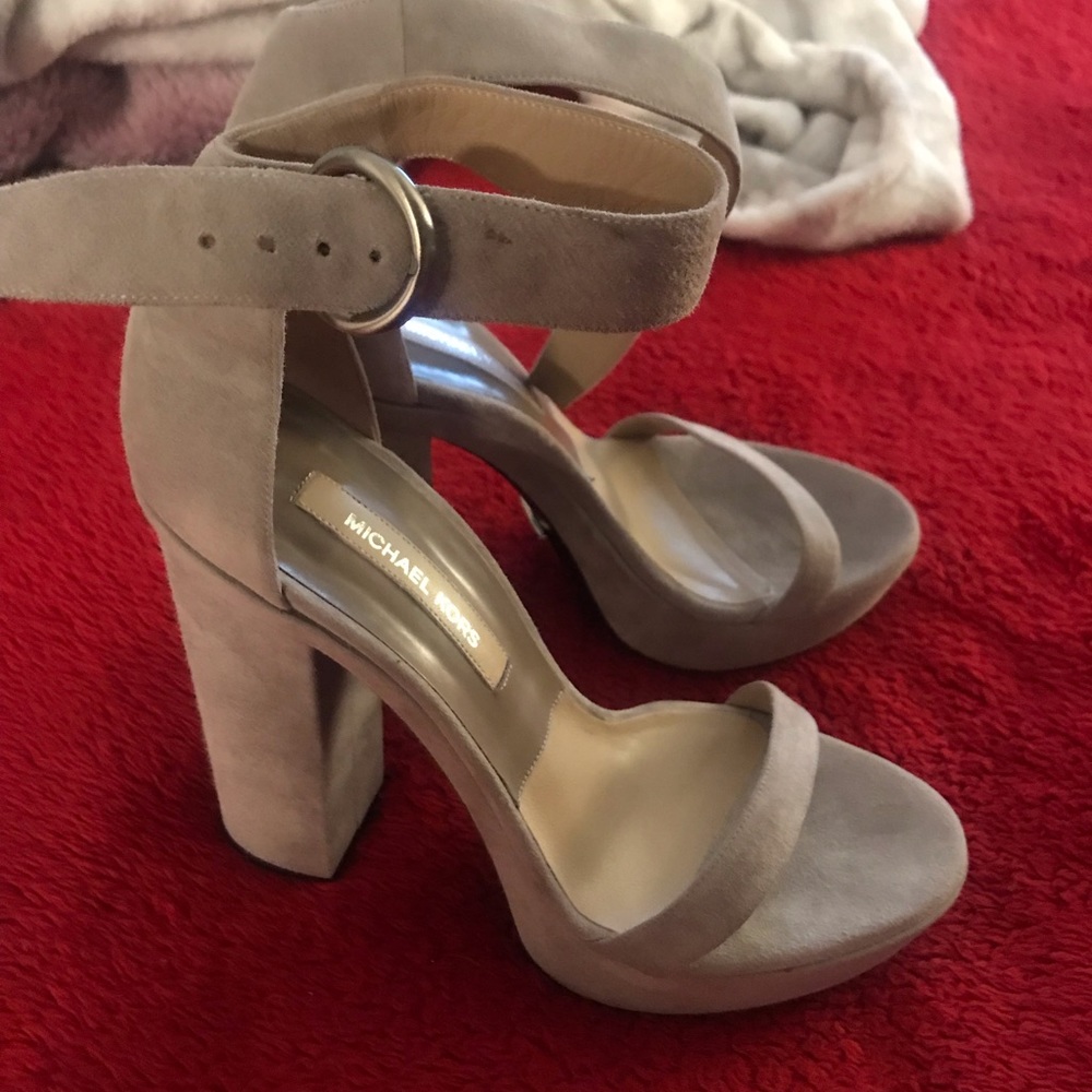 Michael Kors Heels Size 7